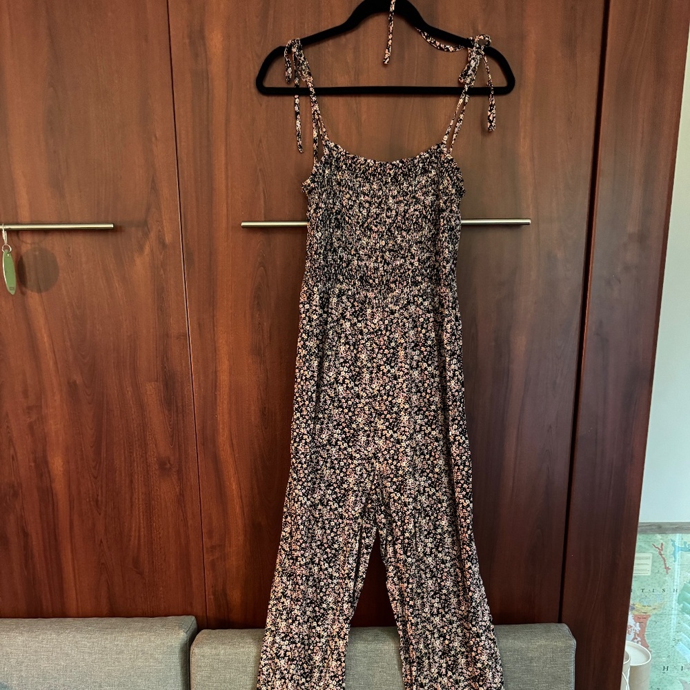 1. State Ditsy Floral Smocked Jumpsuit size M